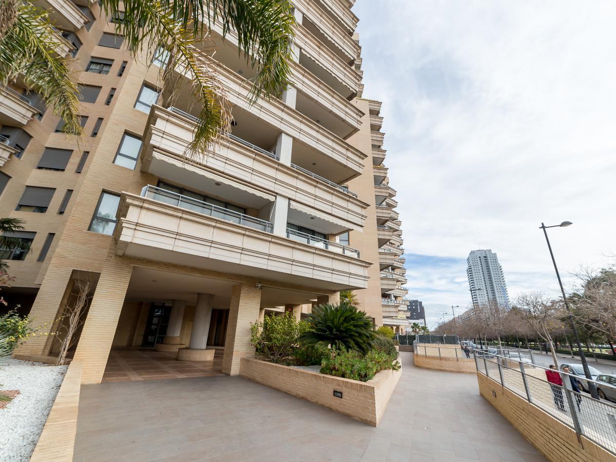 Travel Habitat - Ciudad De Las Ciencias Apartment Valencia Exterior photo